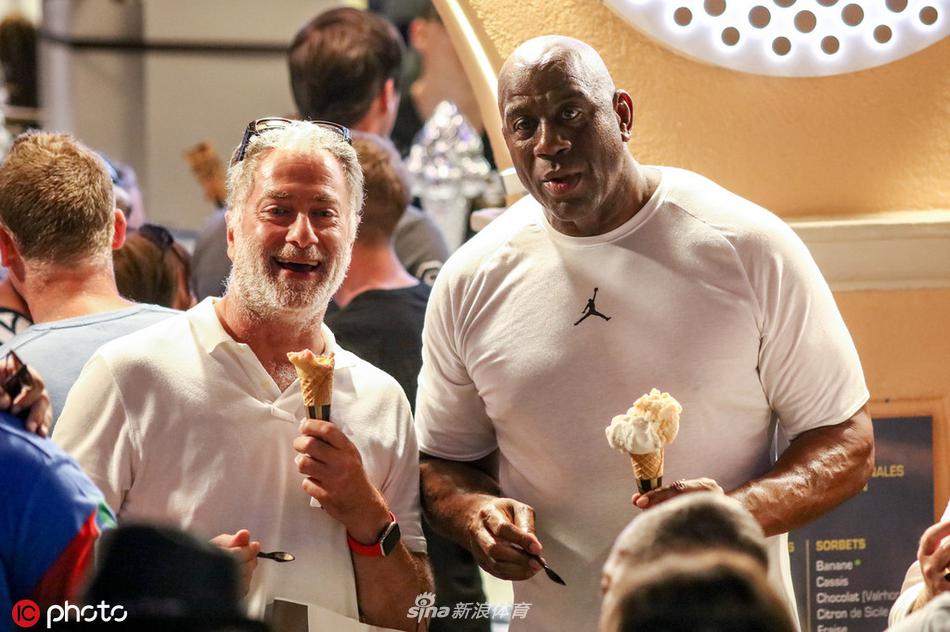 中國5打8驚天逆轉日本（běn）！FIBA無法（fǎ）無天，臉都不要了，活該被罵！