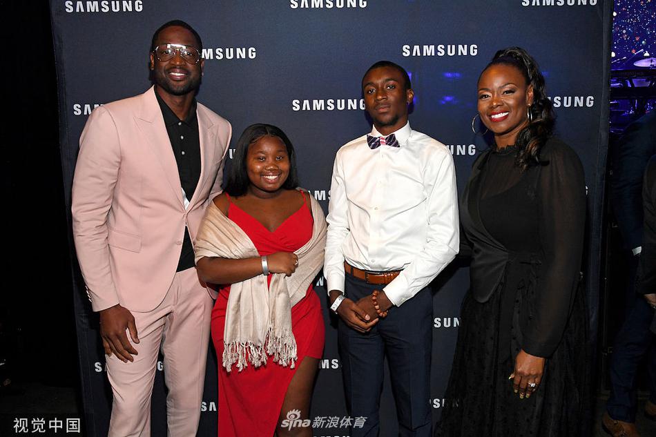 年薪630萬歐！世體：加拉塔薩雷有意簽下特（tè）獅，但後者想留巴薩