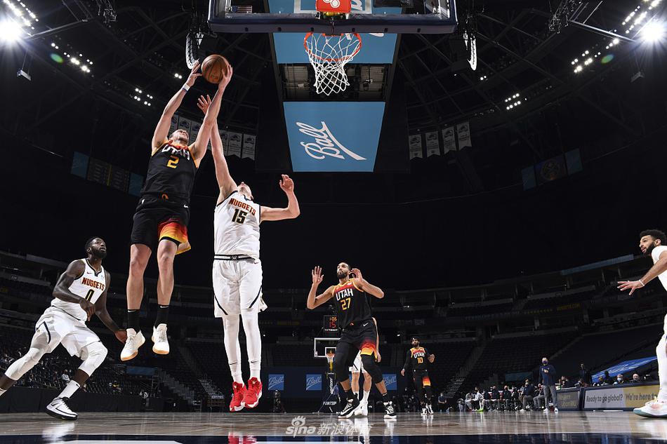 血管要軟（ruǎn），人就（jiù）長壽！中老年人多吃這8道軟（ruǎn）化菜（cài），血管（guǎn）不硬化年輕