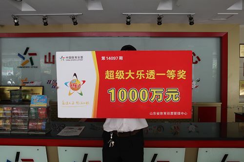 7500枚炸彈，以色列滅國大轟炸，油庫（kù）爆（bào）炸，9000萬伊朗（lǎng）人存亡時刻
