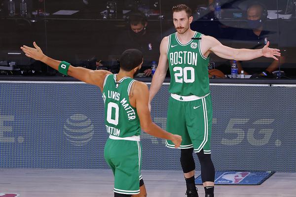 電影《真人快打2》官宣定檔5月8日