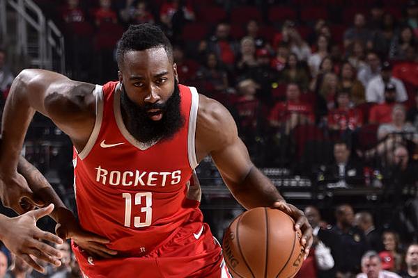 兩會還沒結束，央媒對霍啟剛稱呼變了，四字之（zhī）差釋放兩（liǎng）大強烈信號