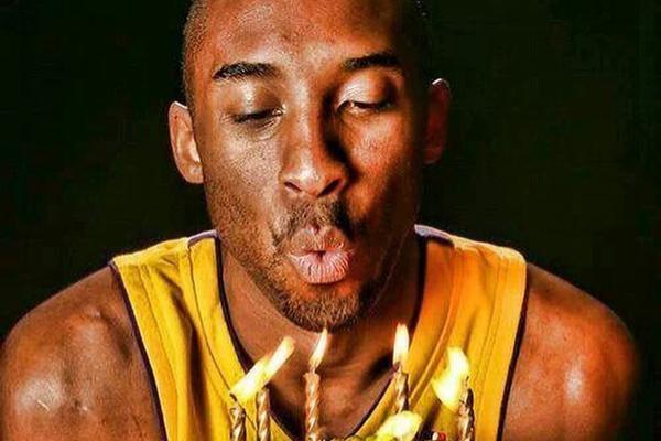 記者：嚴格管理裁判工作無可厚非，但評判依據應是規則而不是輿論