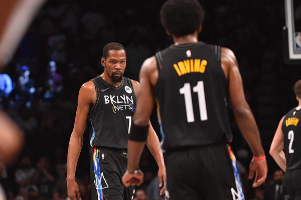 解說談FIBA爭議文案：如（rú）果（guǒ）我（wǒ）負責審版 肯定會讓編輯修改&再罵一句