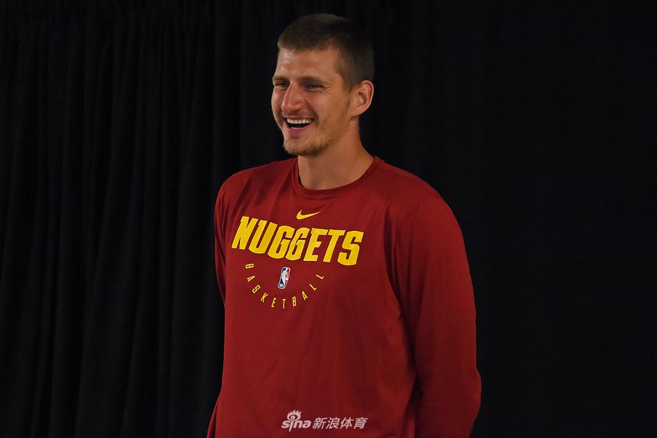 03月02日 法甲第24輪 洛裏昂（áng）vs歐塞爾 全場錄（lù）像回放