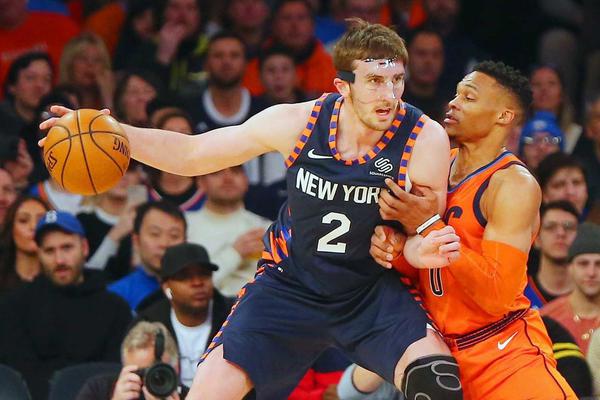 20分12板，正負（fù）值+11！男籃頭（tóu）號定海神針，比周（zhōu）琦靠譜多了