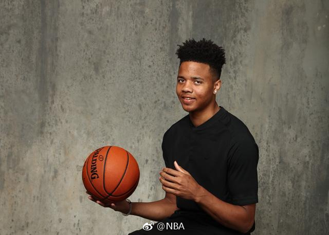 03月11日（rì） NBA常規賽 獨行俠vs老鷹（yīng） 全場錄像回放（fàng）