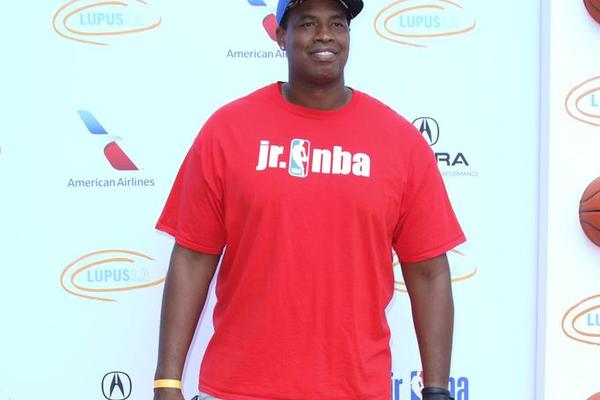 中國男籃大逆轉日本，蘇群一針見血，誕生3個不可思（sī）議2個不爭事實