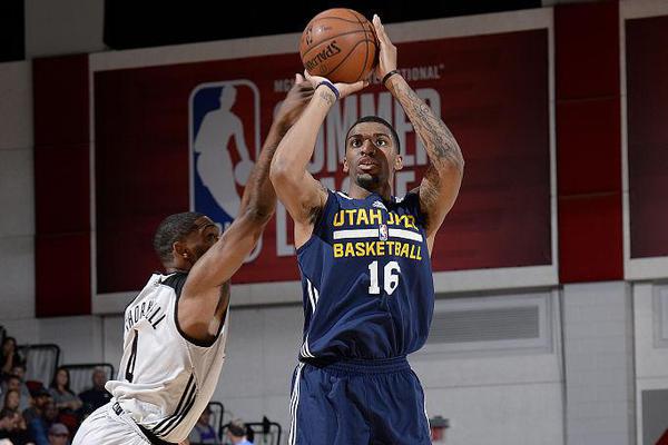 評論員：姆巴佩和維尼修（xiū）斯在場上就（jiù）像水和油一樣，無法很好地融合