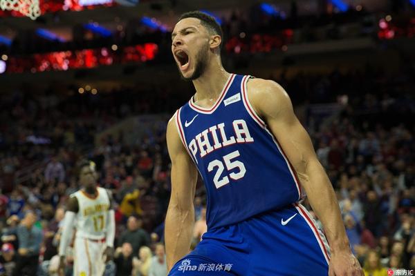 攻防兼備！德裏克·懷特三分11中5砍下21分6板8助2斷2帽