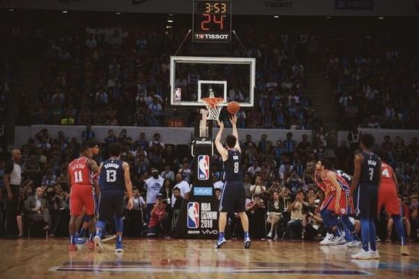 廣東宏遠新外援？身高（gāo）2米18的NBA落選秀（xiù），單場21分23籃板