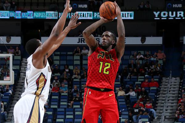 陽光開朗大男孩（hái）😘掘金更新小喬丹與威少合照：表情包庫存告（gào）急！