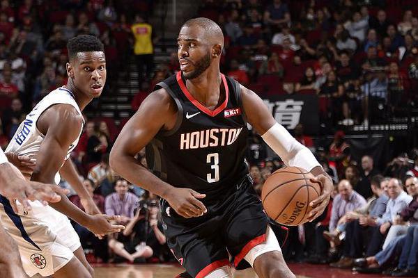 克裏斯（sī）蒂談沒參加三分（fèn）大賽（sài）：當然想去 以後會多去幾次&希望有收獲