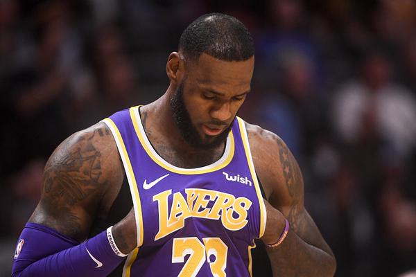 記者：吉達國民有意懷特，如果今夏離隊預計球（qiú）員將留（liú）在歐洲