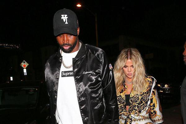 得分生涯新高！科塔（tǎ）翻江倒海14中（zhōng）10砍27分17板3帽 其中10前板