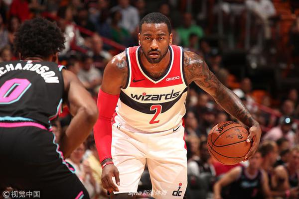 記者：姆巴佩和維（wéi）尼修（xiū）斯在場上缺乏配合，沒有產生化學（xué）反（fǎn）應（yīng）