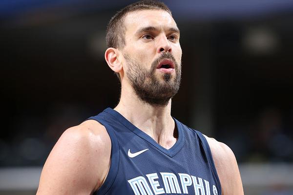 奇怪的現（xiàn）象：那些從不查崗、不過問（wèn）行蹤的妻子，往往不（bú）是心（xīn）大