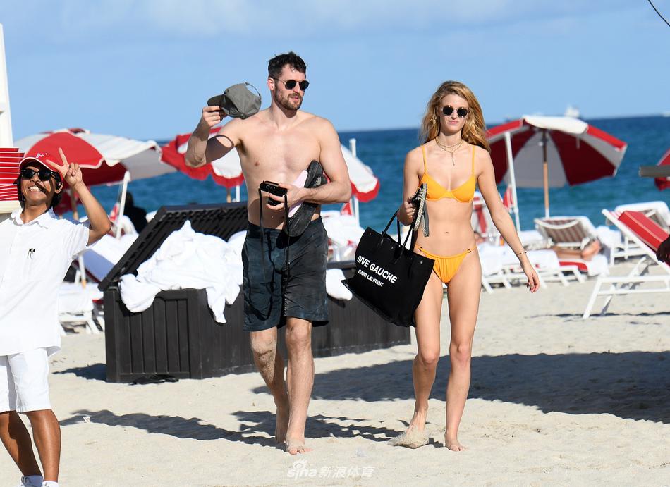 重慶球迷組織聯合聲明：對李鎮全停賽2場抗（kàng）議，要求對劉浩帆核查