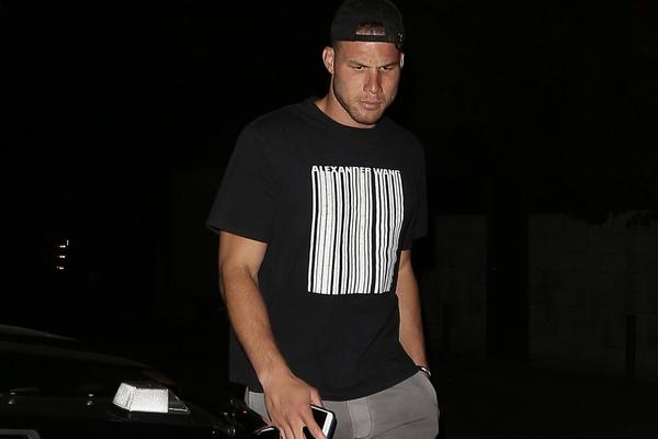 杜蘭特32分6板5助火箭險勝鵜鶘，湯普森（sēn）23分12板穆（mù）雷35分（fèn）7板