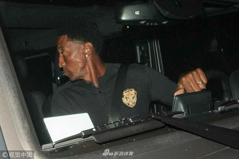 國際籃聯幫凶？賽後官方發文氣炸中國球迷：中國隊從日本偷走（zǒu）勝利