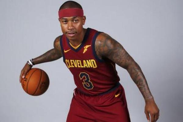 日本隊心態崩了（le），中國男（nán）籃晉級形勢大反（fǎn）轉，衝擊四連勝碾壓小（xiǎo）日子