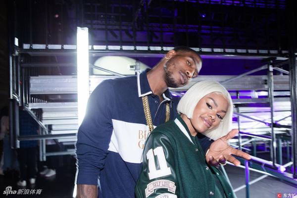 趙繼偉是這支中國男籃唯（wéi）一（yī）打過奧運的球員！賽後，趙繼偉熱血發文