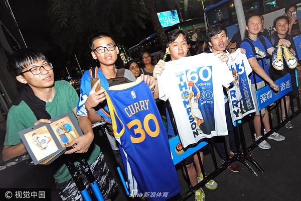 坑（kēng）慘廣東隊！杜鋒做出重大（dà）決定（dìng），男籃（lán）得分王被棄用！