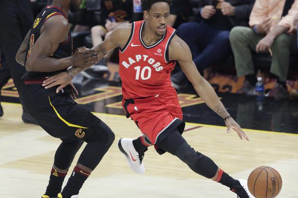 03月10日 NBA常規賽 勇士vs爵士 全場（chǎng）錄像回放