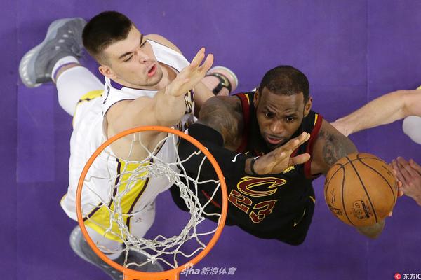 阿斯：多特（tè）與皇馬關係極佳（jiā），當有球員想去皇馬（mǎ）時多特（tè）會（huì）主動聯係