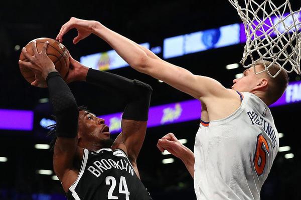 齊裝滿（mǎn）員，備戰中甲