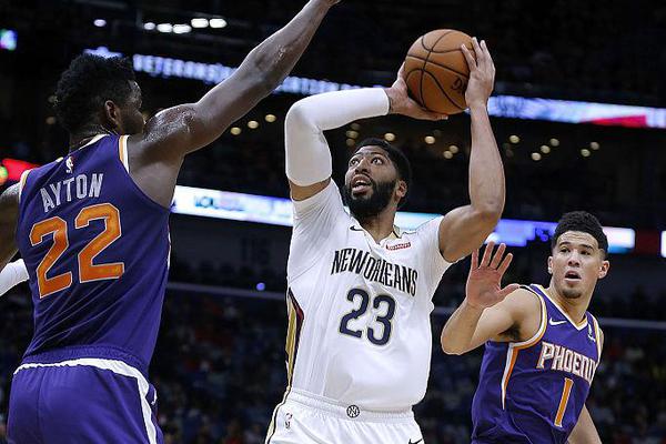 作妖的董潔，又讓潘粵明崩潰了