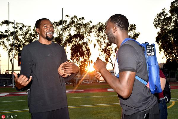 血管要軟，人就（jiù）長壽！中老年人多吃這8道軟（ruǎn）化菜，血管不硬化年輕