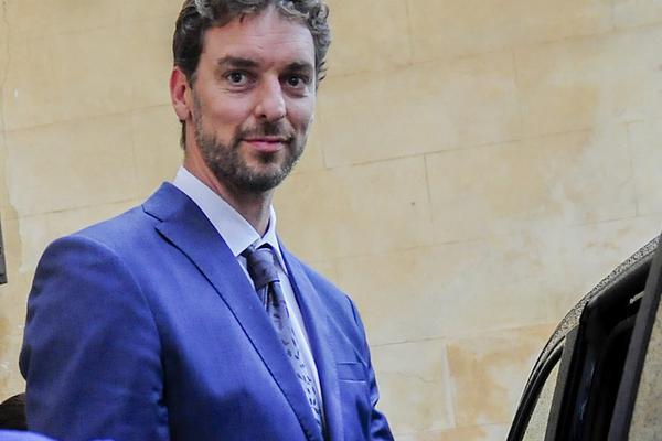 TA：伯利參與（yǔ）票務轉售網站未違反規定，英超不打算采取紀律措（cuò）施（shī）