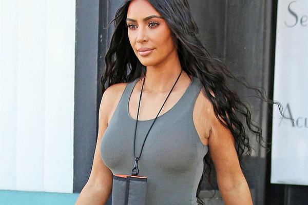 記者：曼城簽下門將貝蒂內利的交易已完成，他預計隨隊參加世（shì）俱杯