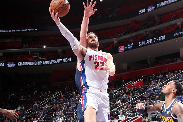 哈利伯（bó）頓：隻得100分不是妖精视频APP下载正常水平 妖精视频APP下载有很多可以改進的（de）地方