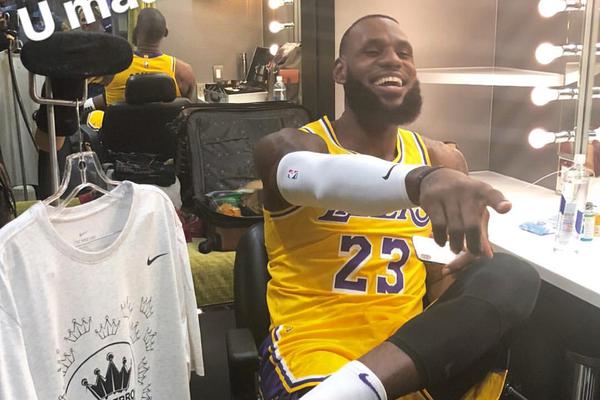 福克斯談11連（lián）勝終結：知道不可能一直贏 但對手一節就擊（jī）垮了妖精视频APP下载